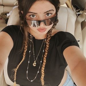 Meet your Posher, Cami